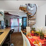 Filip - Private Pool&gym