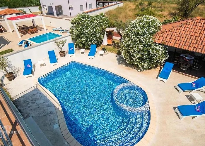 Villa Filip - Private Pool & Gym